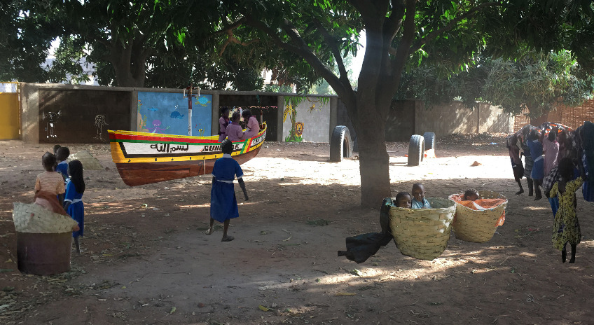 Construction for Play - Playround for Mbollet-ba