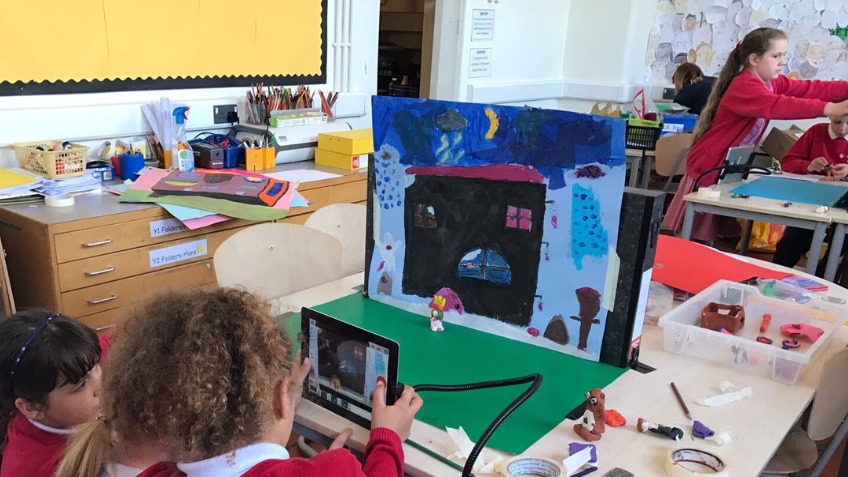 Kelvin Grove's Groovy Movies!