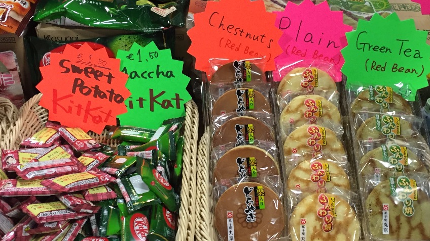 Japanese snacks and drinks for pop culture events