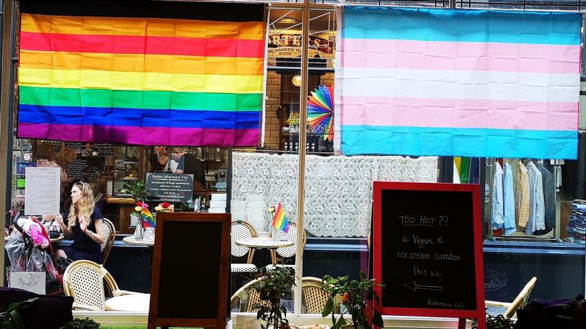 Quick! Help Aubergine Cafe secure our new home!