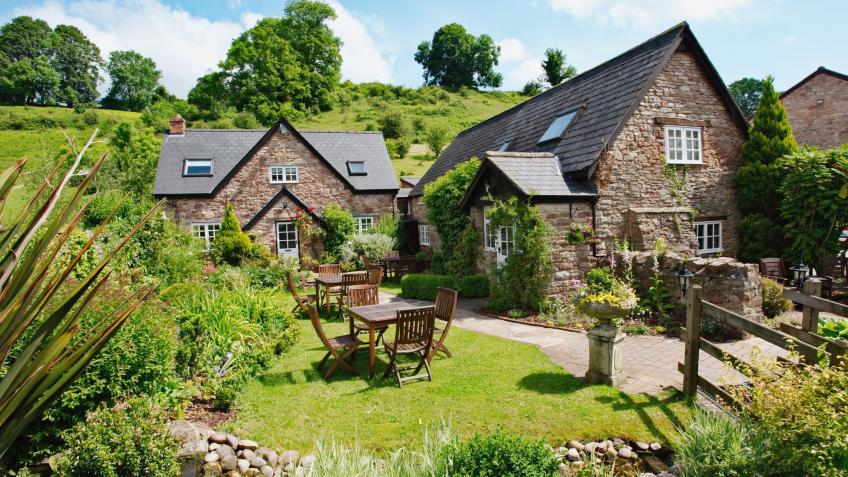 Pay it Forward - Tudor Farmhouse