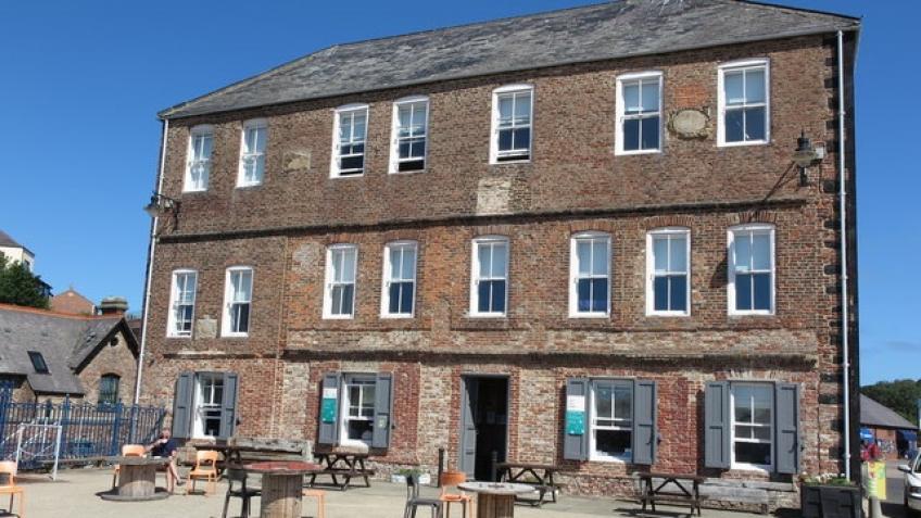 Help us secure the future of the Old Low Light.
