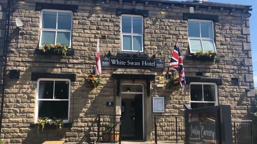 White Swan Yeadon