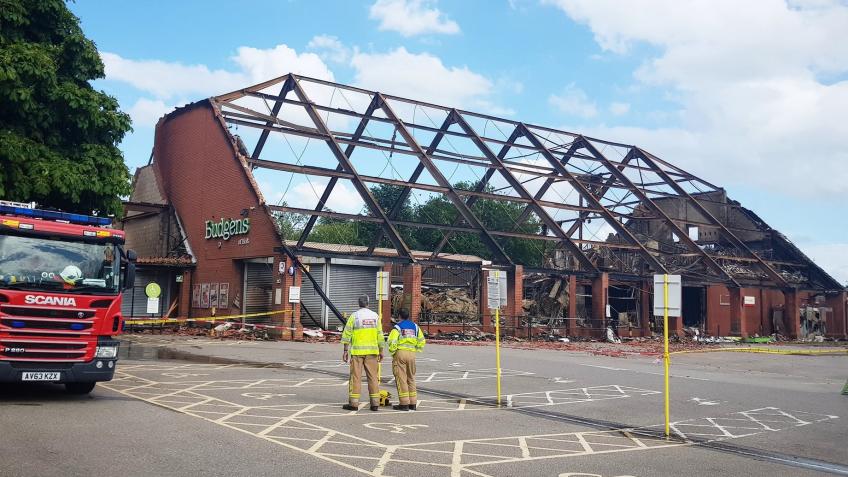 Show your gratitude to staff at Budgens of Holt