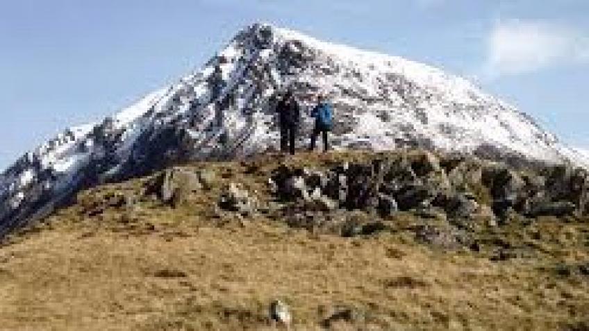 Mount Snowdon Climb For Emergency Food!