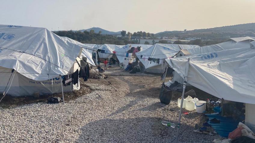 Funds to cover the transport costs to Lesvos.